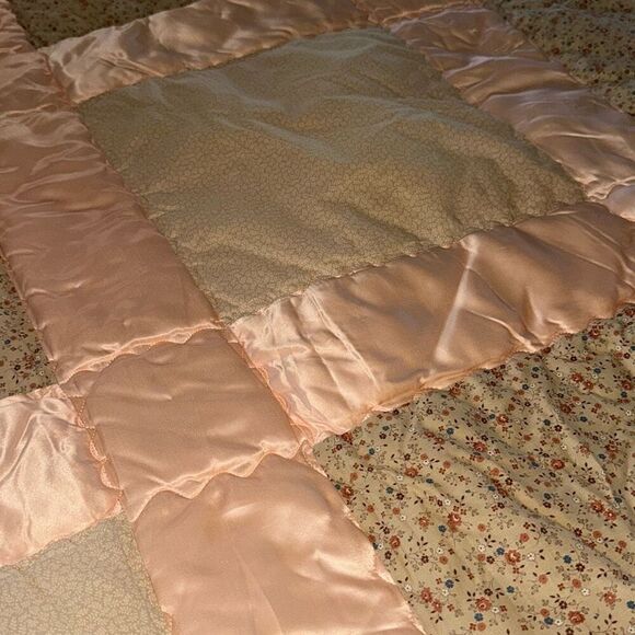 Vintage 1950’s 1960’s Pink Quilted King Size Comforter Blanket 109”X90” - Picture 7 of 12